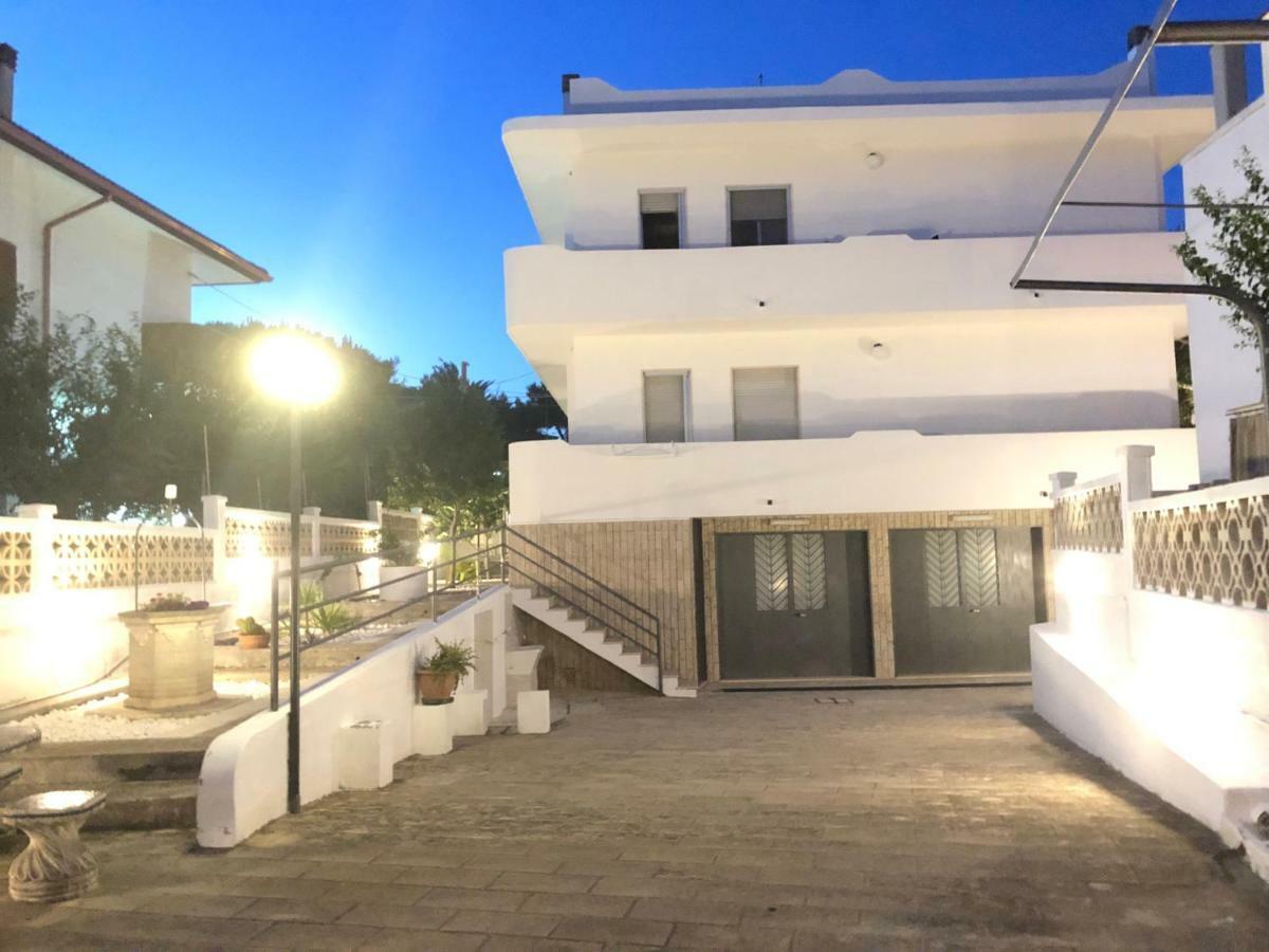 Salento Sunset House Villa Pulsano Bagian luar foto